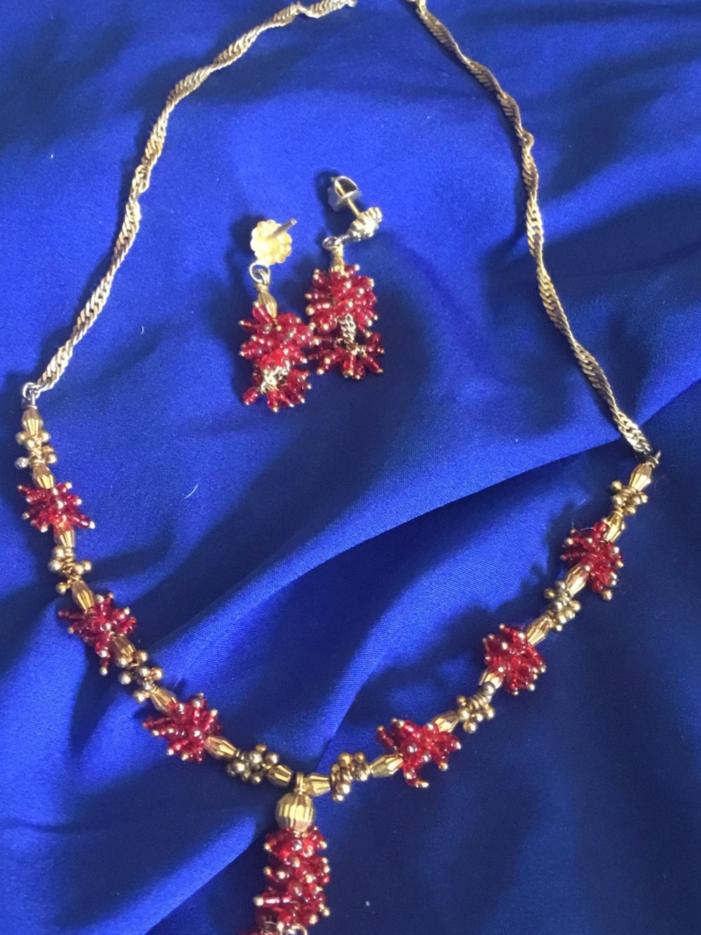 Unsigned vintage Miriam Haskell necklace and earrings